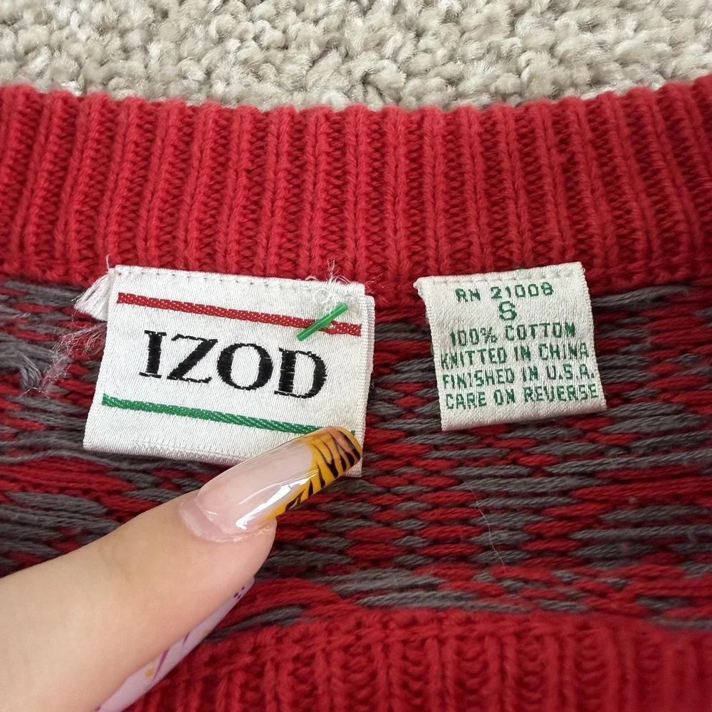 Vintage IZOD Sweater Mens Small Red Paisley Cotton Knit Crewneck Pullover Casual